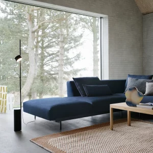 4848-in-situ-modular-sofa-series-lifestyle-image-201506211549.webp